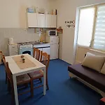 Homestay Nera